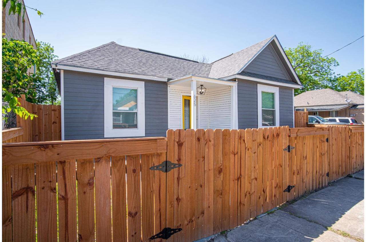 Charming 4Br2Ba Only 5 Mins Downtown Riverwalk San Antonio Exterior photo